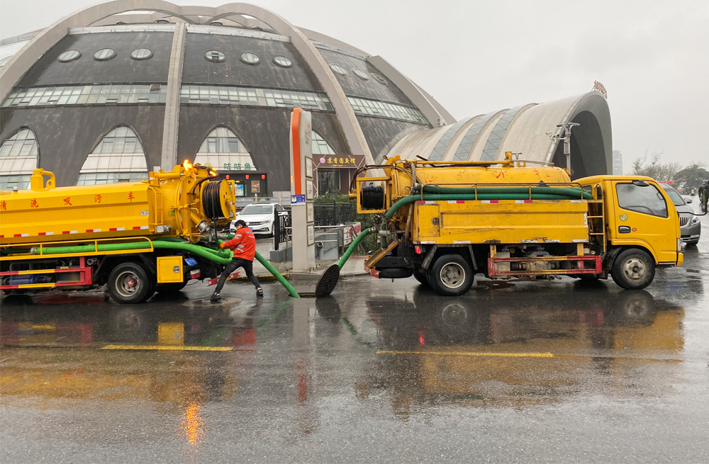 271红花商场管道清淤